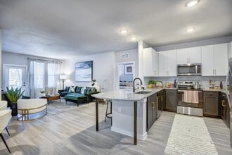 The Napier in Daytona Beach, FL - Building Photo - Building Photo