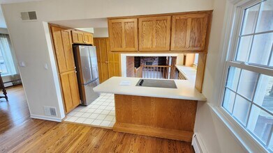 500 Magnolia Dr in Crown Point, IN - Building Photo - Building Photo