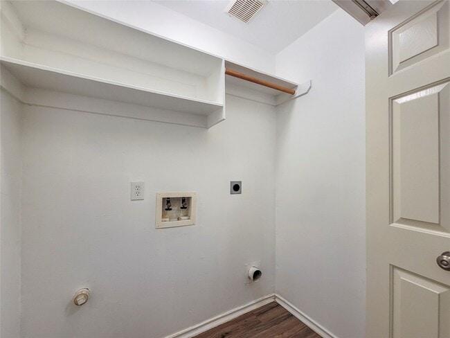 property at 18614 Atascocita Park Dr