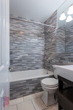 68 Clinton St in New York, NY - Building Photo - Building Photo