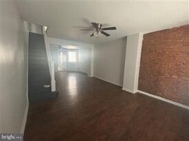 853 E Westmoreland St