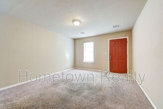 717 S Locust St in Guthrie, OK - Building Photo - Building Photo