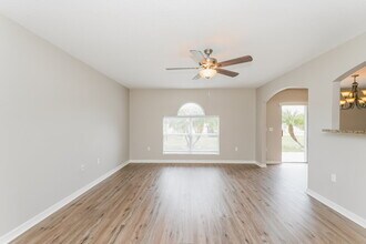 939 Brenton Leaf Dr in Ruskin, FL - Building Photo - Building Photo