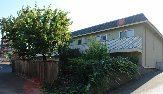 660 W 2nd St in Benicia, CA - Building Photo - Building Photo