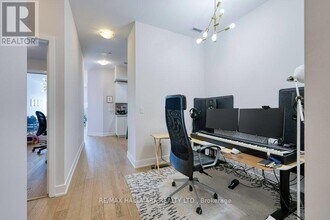 20-520 Shore Breeze Dr in Toronto, ON - Building Photo - Building Photo