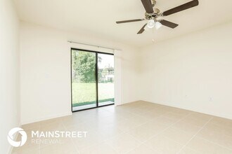 35709 Rose Moss Ave in Leesburg, FL - Building Photo - Building Photo