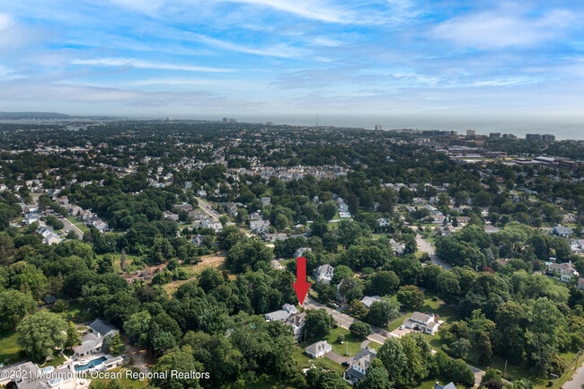350 Norwood Ave in West Long Branch, NJ - Building Photo - Building Photo
