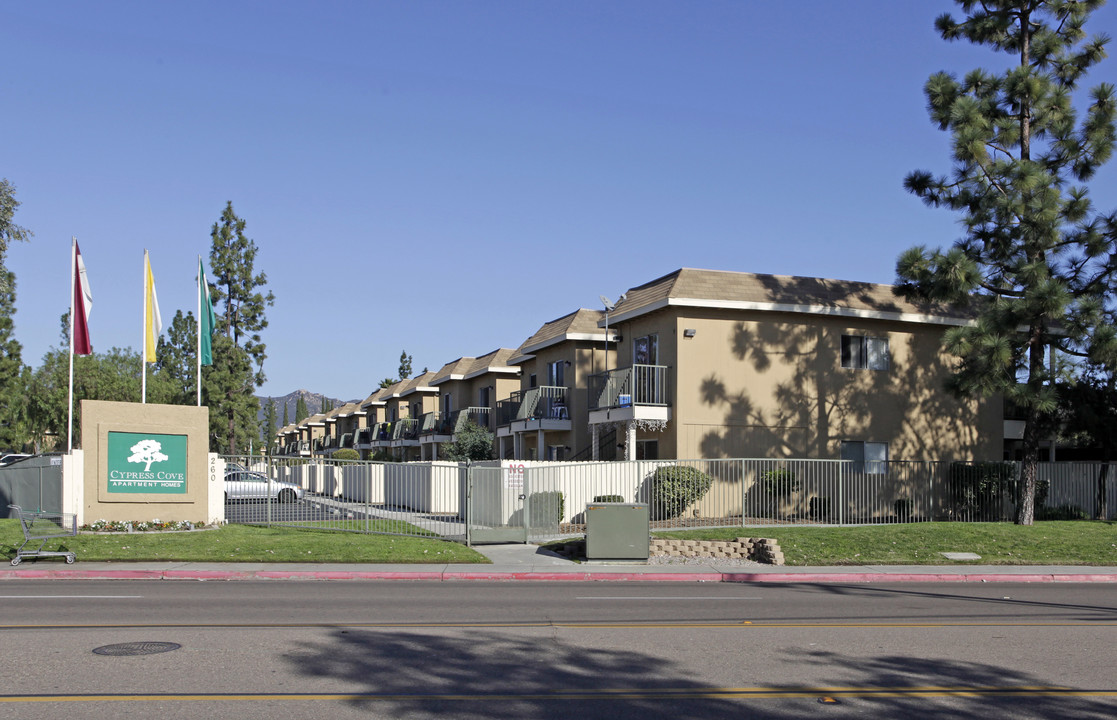 Manzanita Apartments in Escondido, CA - Building Photo