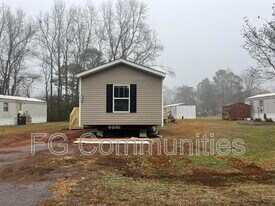 206 Wedowee Ln in Gastonia, NC - Building Photo