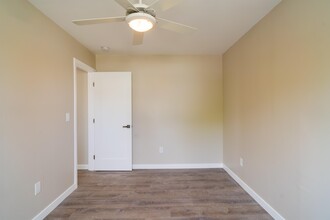 4929 College Ave in San Diego, CA - Building Photo - Building Photo