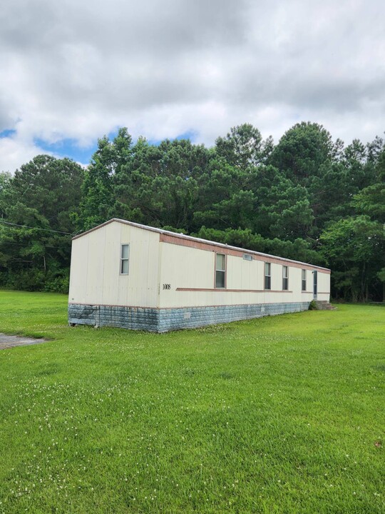 1008 Aaron Ln in Jacksonville, NC - Building Photo