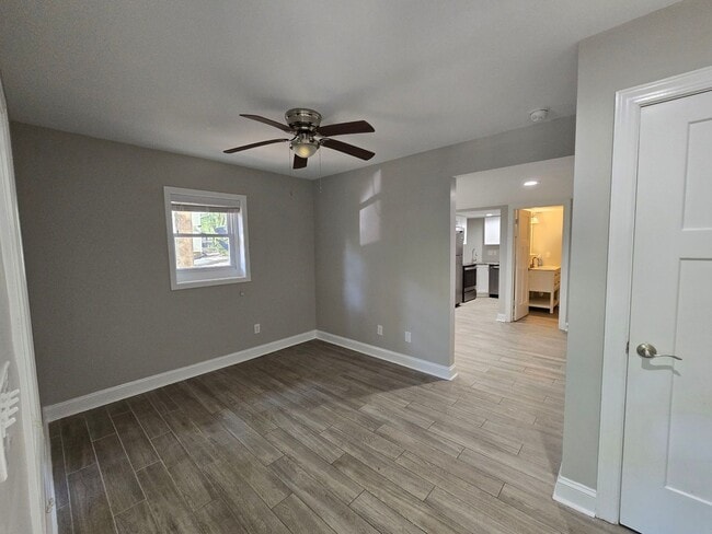 1810 Village Lake Dr in Charlotte, NC - Building Photo - Building Photo
