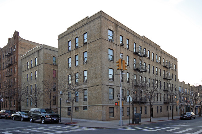 Plaza Apartments in Brooklyn, NY - Building Photo - Building Photo