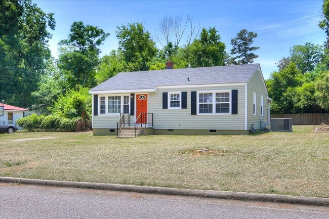 323 Audubon Cir in North Augusta, SC - Foto de edificio - Building Photo