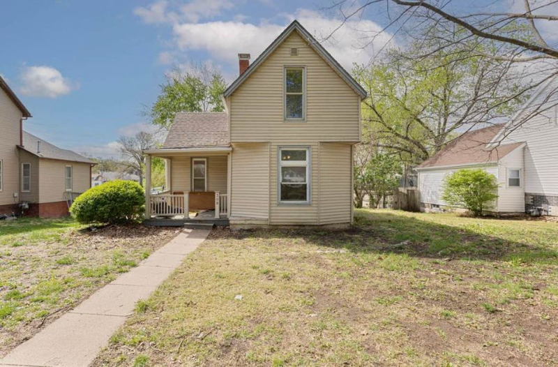 308 W Main St in Clarinda, IA - Building Photo