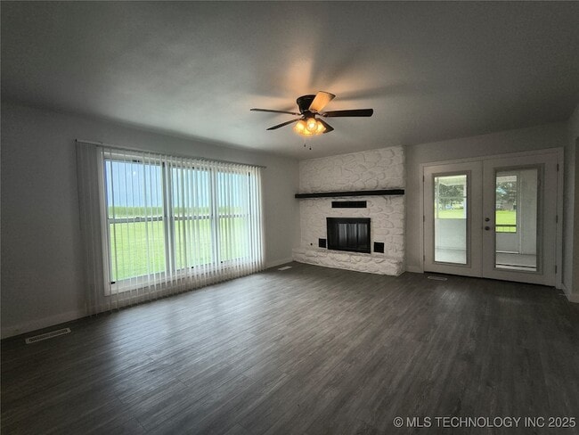 16012 S Elwood Ave in Glenpool, OK - Building Photo - Building Photo