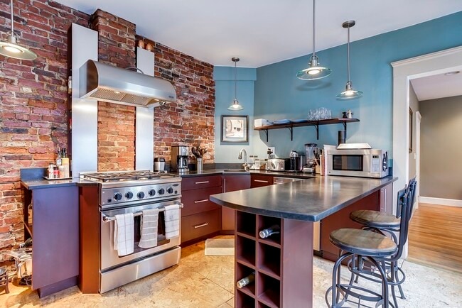 458 E 7th St in Boston, MA - Building Photo - Building Photo