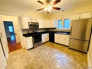 32 Highland Ave in Hamburg, NY - Building Photo - Building Photo