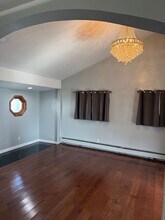 168 Horn Ln in Levittown, NY - Building Photo - Building Photo