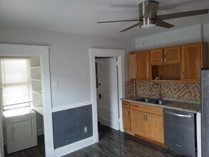 365 Prospect Ave, Unit 3 in West Hartford, CT - Building Photo - Building Photo