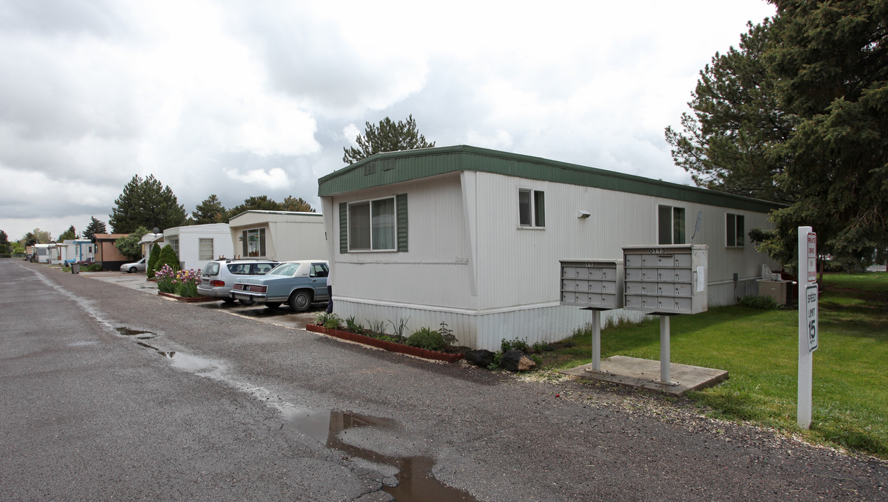 Cameo Mobile Estates in Twin Falls, ID - Building Photo