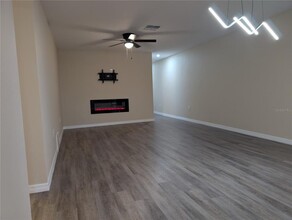 5870 38th Ave N in St. Petersburg, FL - Building Photo - Building Photo