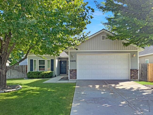 1691 E Daulby St in Meridian, ID - Building Photo - Building Photo