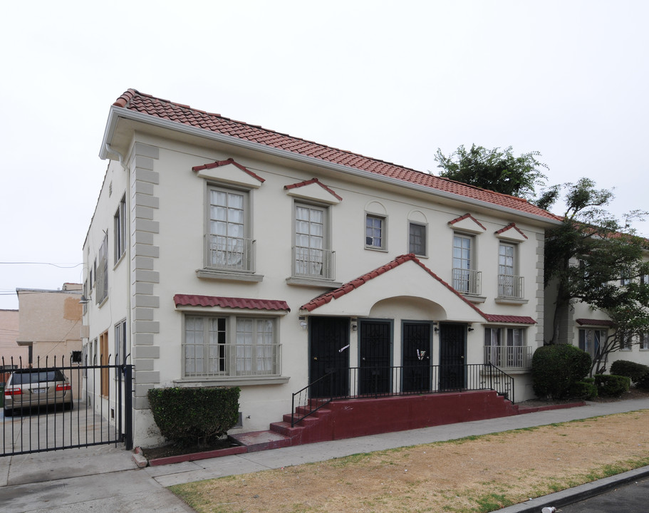 3922-3924 1/2 Montclair St. & in Los Angeles, CA - Building Photo