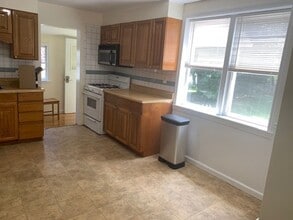 253 Sylvan St in Bridgeport, CT - Building Photo - Building Photo