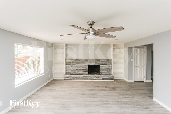 3208 Kiest Hill Dr in Dallas, TX - Building Photo - Building Photo