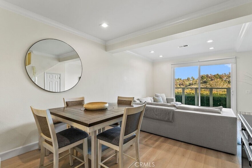 30902 Club House Dr, Unit 26B in Laguna Niguel, CA - Foto de edificio