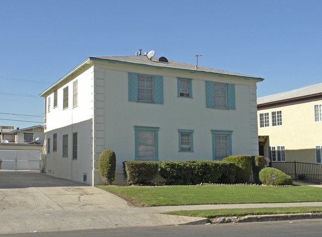 1617 S Bronson Ave in Los Angeles, CA - Building Photo - Building Photo