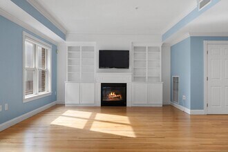 75 Winchester St in Brookline, MA - Building Photo - Building Photo