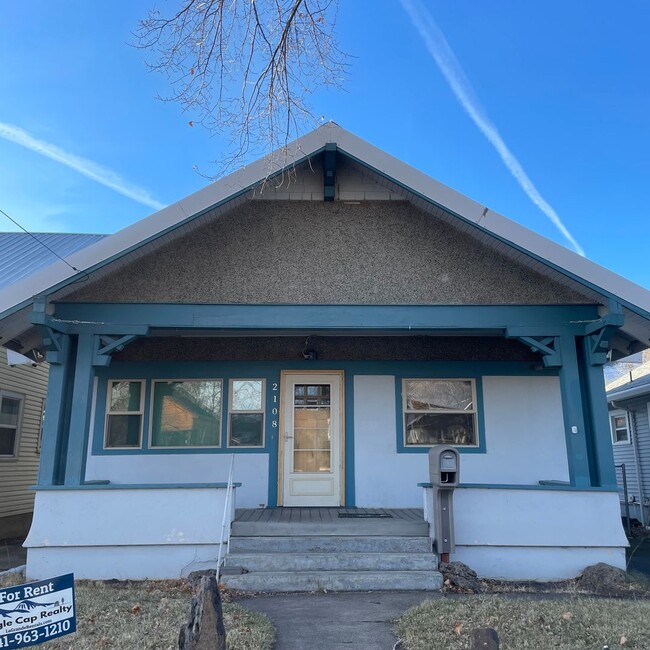 property at 2108 Cedar St