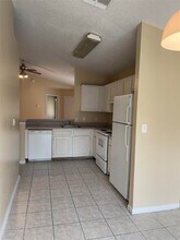 4647 Croker Ridge Rd in Houston, TX - Foto de edificio - Building Photo