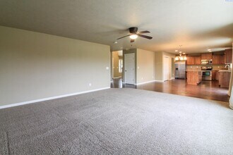 4311 St Paul Ln in Pasco, WA - Building Photo - Building Photo