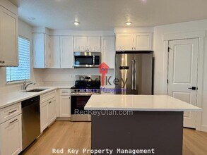 119 E 730 N in Tooele, UT - Building Photo - Building Photo