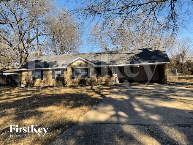 property at 1928 Croydon Ave