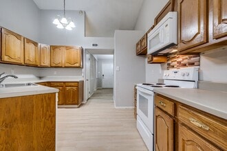 3029 Yorkshire Ct in Flower Mound, TX - Foto de edificio - Building Photo