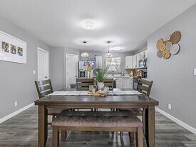 402 Lacasa Loop in Twin Falls, ID - Building Photo