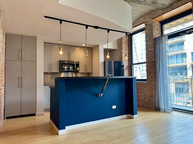 120 E Cullerton St in Chicago, IL - Building Photo - Building Photo
