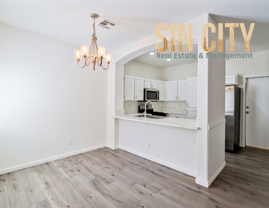 1338 Silver Sierra St in Las Vegas, NV - Building Photo
