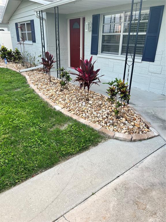 13604 Evelane Dr in Hudson, FL - Building Photo - Building Photo