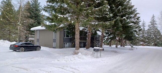 146 Park Ln, Unit 4 in Sandpoint, ID - Building Photo - Building Photo