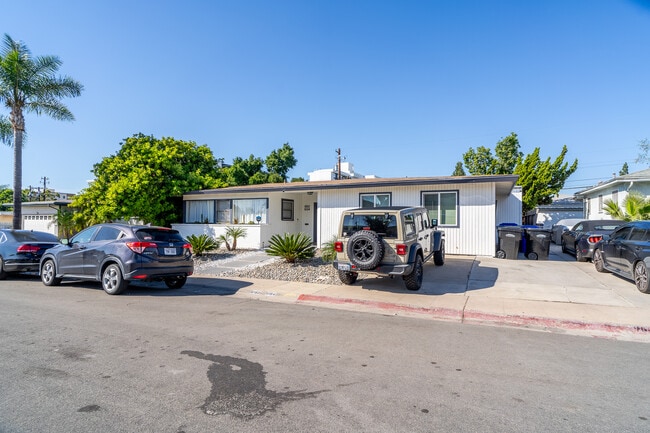 6162 Mary Ln Dr in San Diego, CA - Building Photo - Building Photo