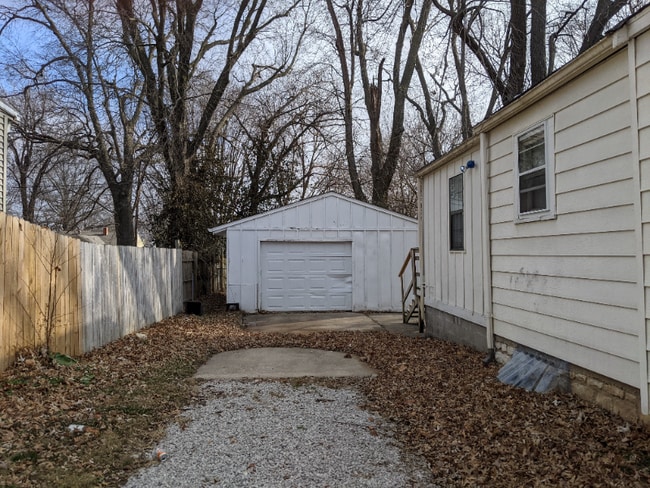 1333 S Liberty St in Independence, MO - Building Photo - Building Photo