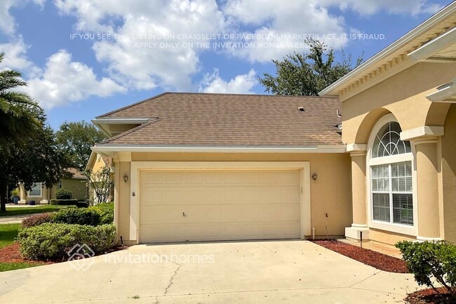 2512 W Caparina Dr in St. Augustine, FL - Foto de edificio - Building Photo