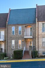 1727 Cy Ct in Vienna, VA - Building Photo - Building Photo