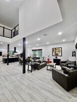 2019 Harbor View Cir in Weston, FL - Building Photo