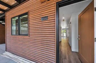 Saddle Lofts Apartments in Hailey, ID - Foto de edificio - Building Photo